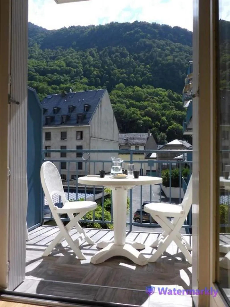 Appartement T2 Hyper Centre Luchon Bagneres-de-Luchon Apartment